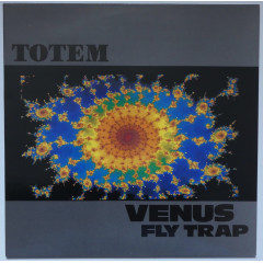 VENUS FLY TRAP - Totem