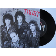TRUST - Serre Les Poings