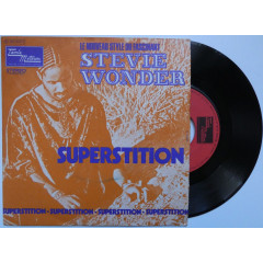 STEVIE WONDER - Superstition